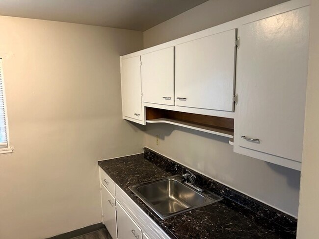 Casa adosada, cocina - Hilltop Estates