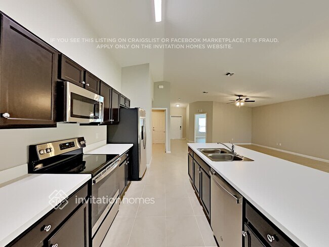 Photo - 1557 SE Mariana Rd