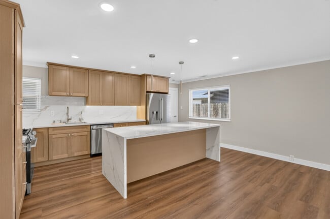 Photo - 2833 Sandbrook Ct