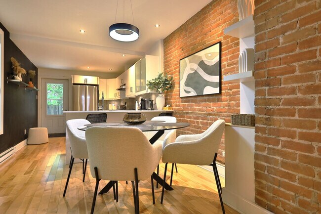 Photo - 1851 Rue Panet Unit ID1061567P