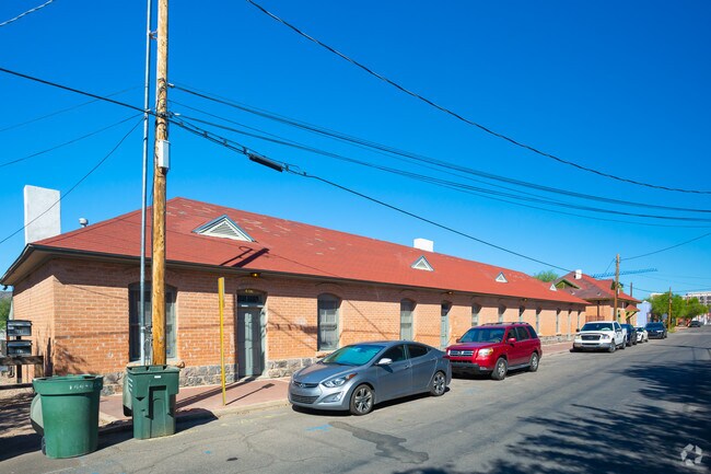 Photo - 440-446 S Convent Ave