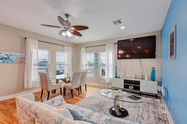 Photo - 126 Driftwood Rd