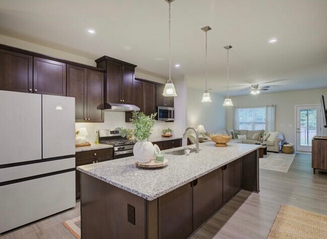 6377 Ashton Park Dr