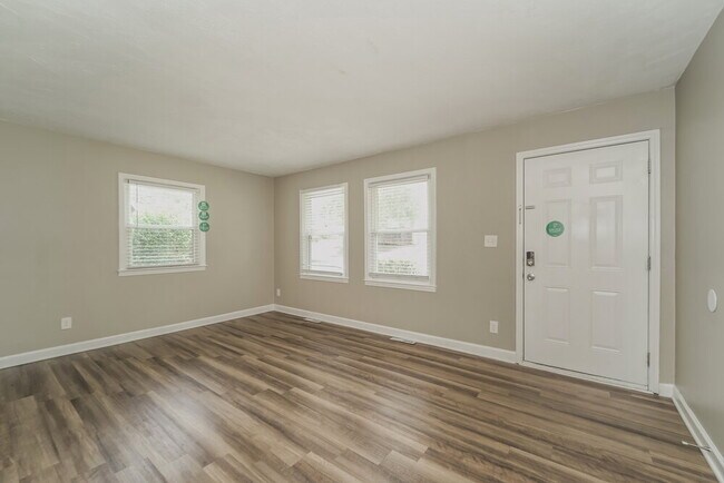 Photo - 4700 Hidden Valley Rd