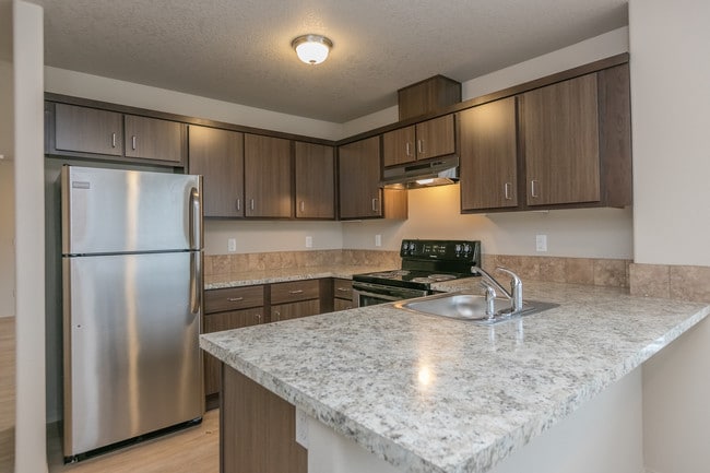 Yamhill Firs Apartments
