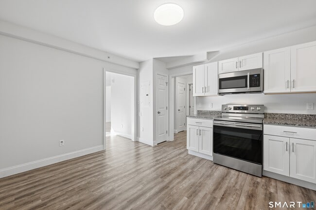 Photo - 111 Laurel Ct Unit 3