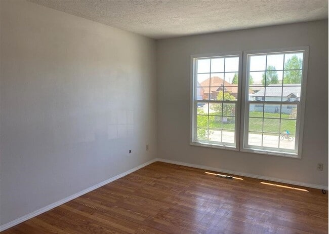 Building Photo - 2715 Inverness Blvd Rental
