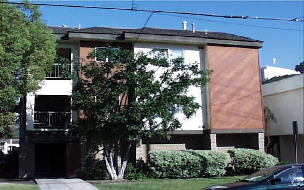 Photo - 1260 Mariposa St Apartments