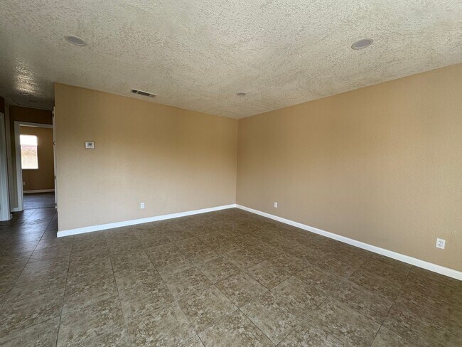 Photo - Two Bedroom One Bathroom Apartment in San Bernardino Unidad 4