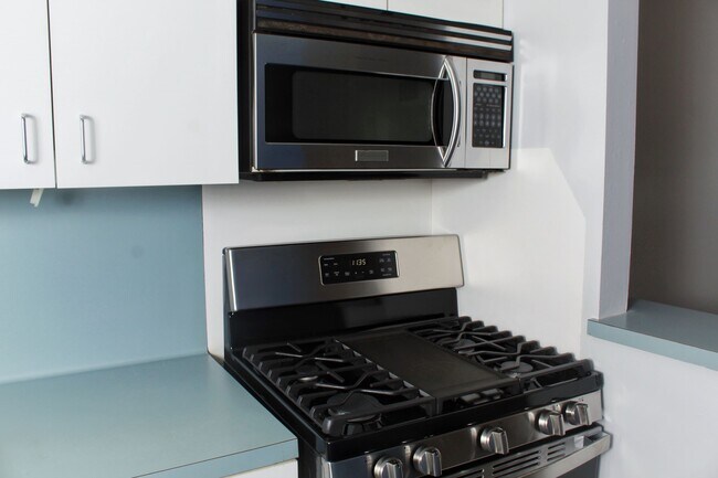 Photo - 6630 Lawndale St Unit 2