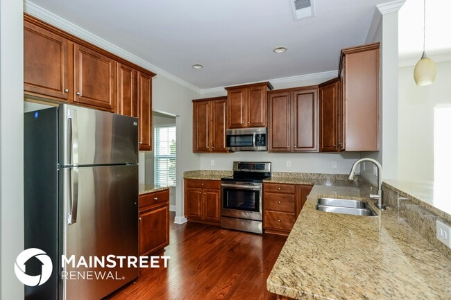 Photo - 417 Marie Way