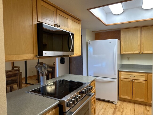 Photo - 1201 Denali St