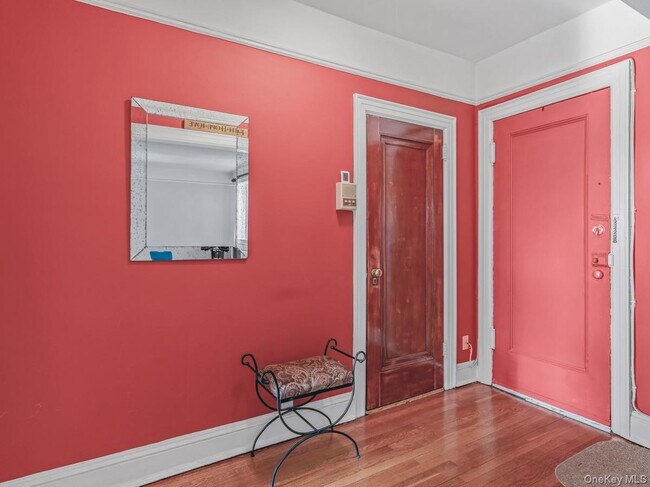 Photo - 30 Shipherd Ave Unit 9B