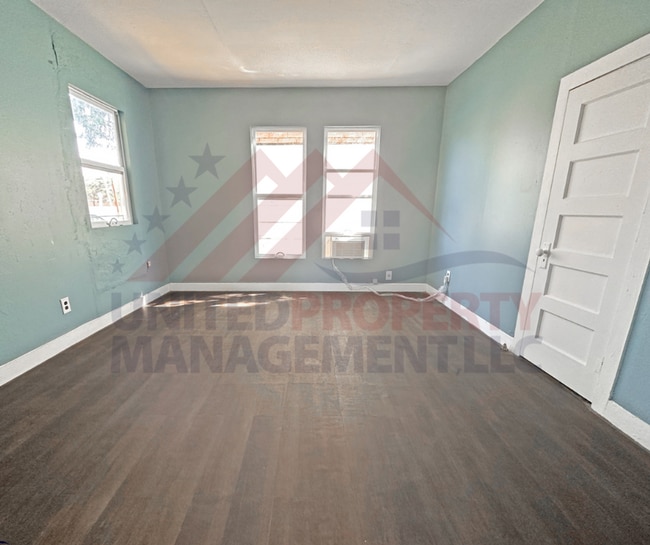Photo - 511 W Bonbright St