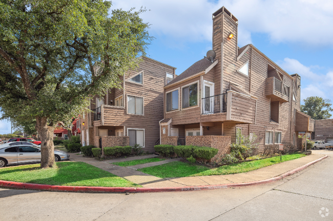 Building Photo - 9811 Walnut St Unit F206 Rental