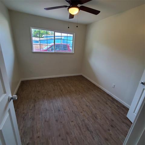Photo - 4205 Metropolitan Ave
