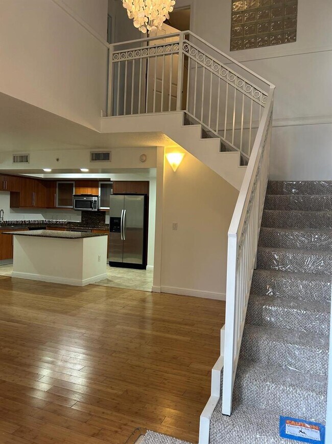 Building Photo - 888 S Douglas Rd Unit 116