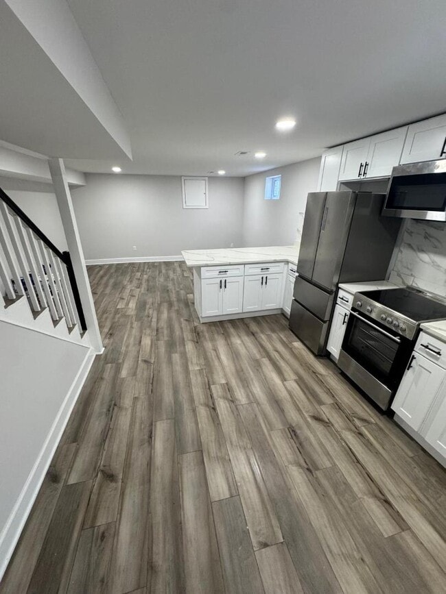 Photo - 4502 Elmwood Rd