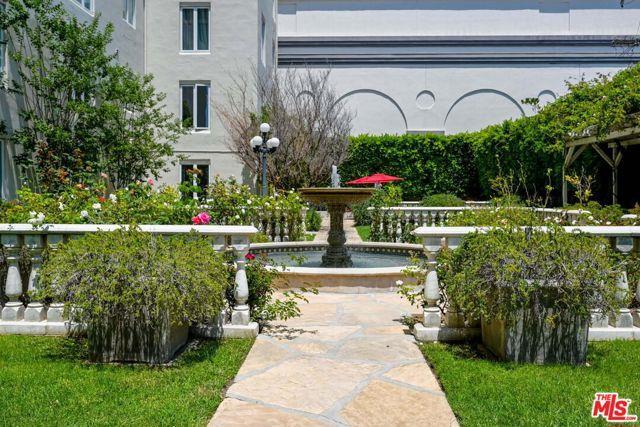 Photo - 1424 N Crescent Heights Blvd Unit 28