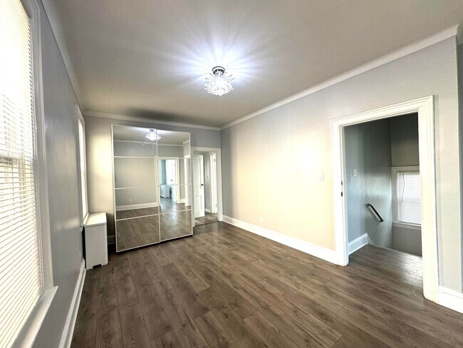 Photo - 390 Fulton Ave Unidad 2