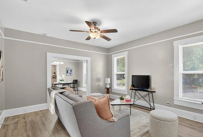 Photo - 5518 Alta St