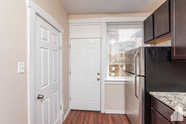 Photo - 3751 W Sunnyside Ave