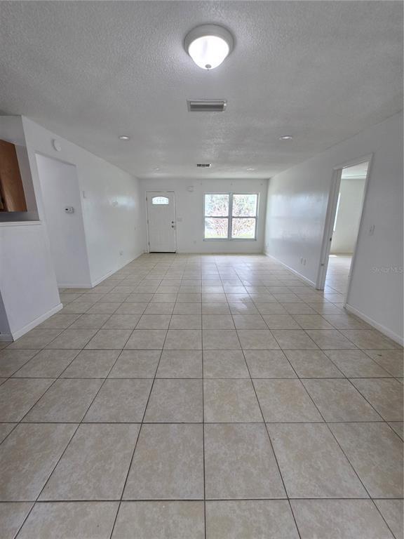 Photo - 9231 Antrim St