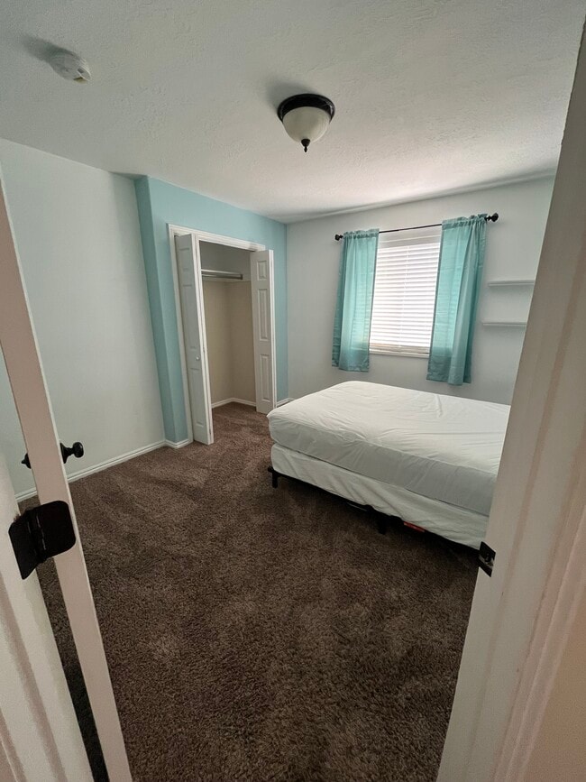 Building Photo - 1383 S Slate Canyon Dr Rental