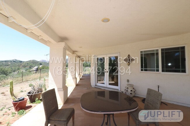 Photo - 19308 Laurel Ln