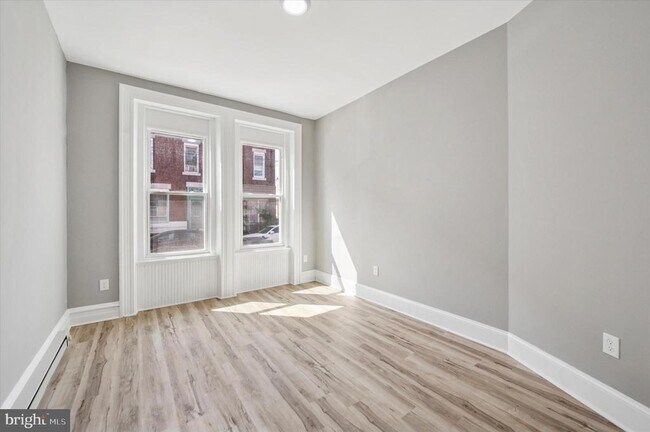 Photo - 1525 Morris St