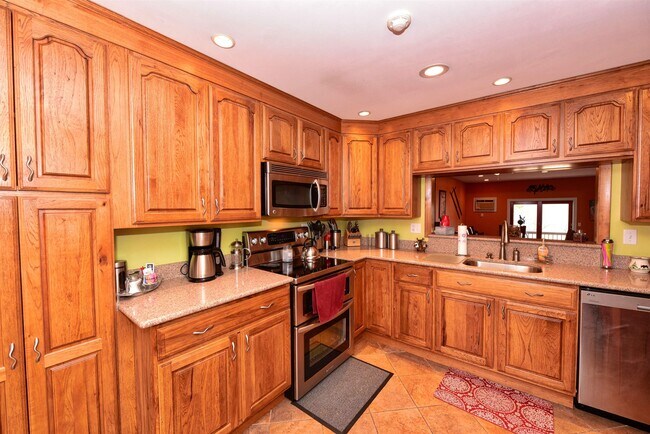 Photo - 65 Bear Puddin Ln