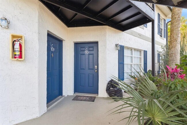 Photo - 3651 N Goldenrod Rd Unit 110