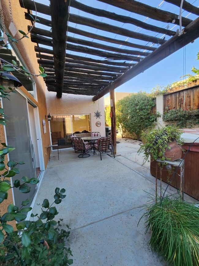 Photo - 54035 Avenida Martinez