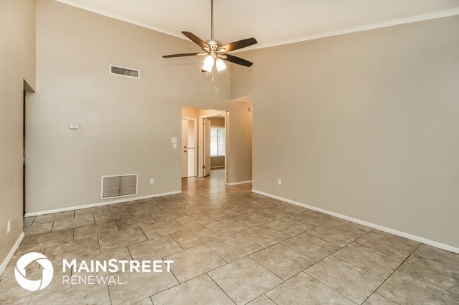 Photo - 6138 Ranier Dr