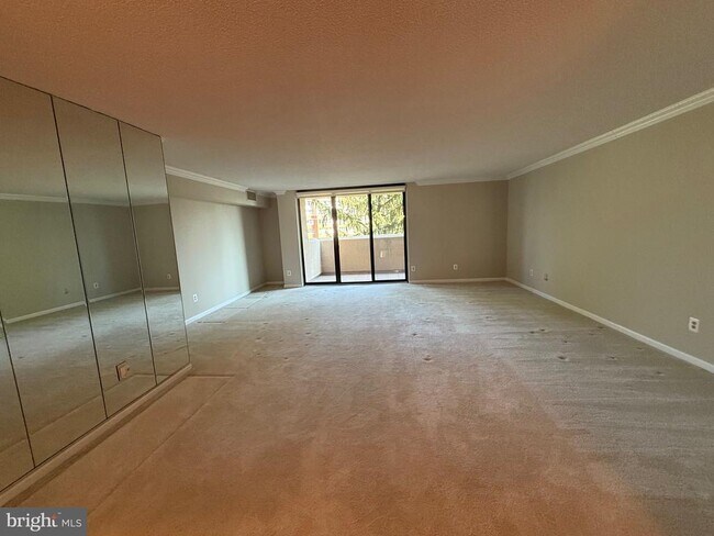 Photo - 1101 S Arlington Ridge Rd Unidad 214