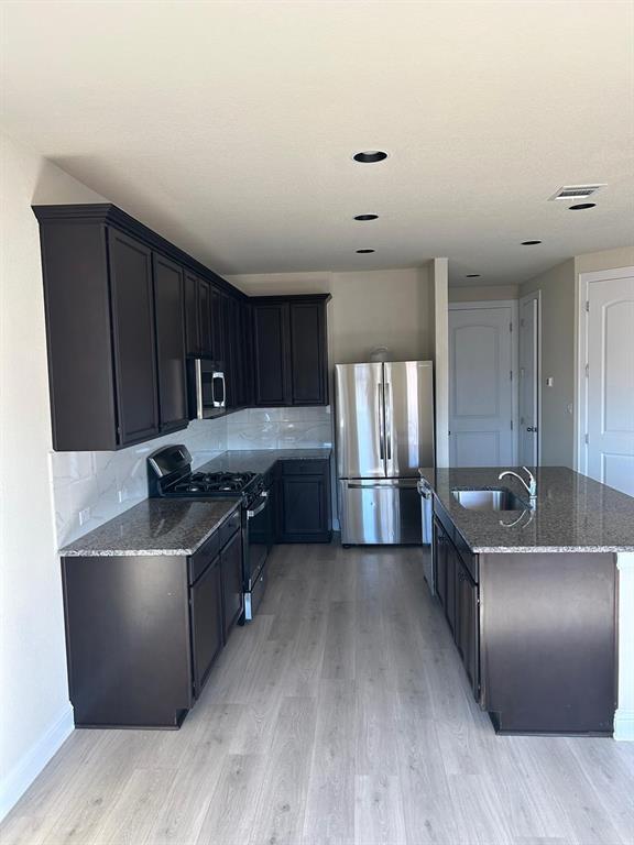 Photo - 108 Landry St