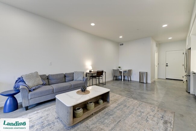 Building Photo - 556 E 2100 S Rental