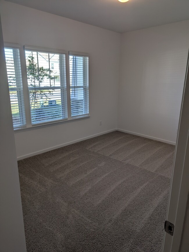 Photo - NEW 3bd/3bth Ranch -Golf Course View- OCTO...