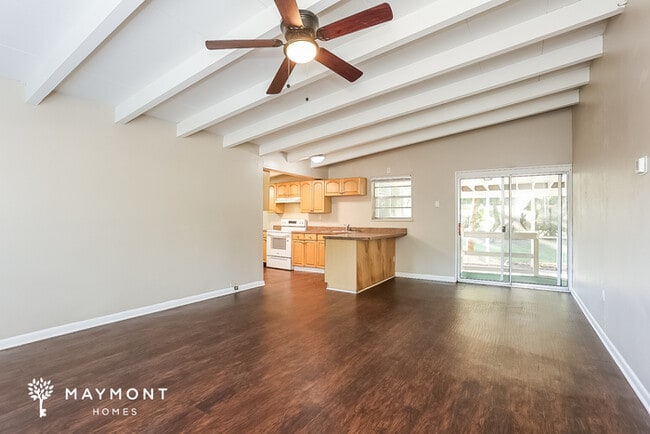 Photo - 6311 Sprinkle Dr N