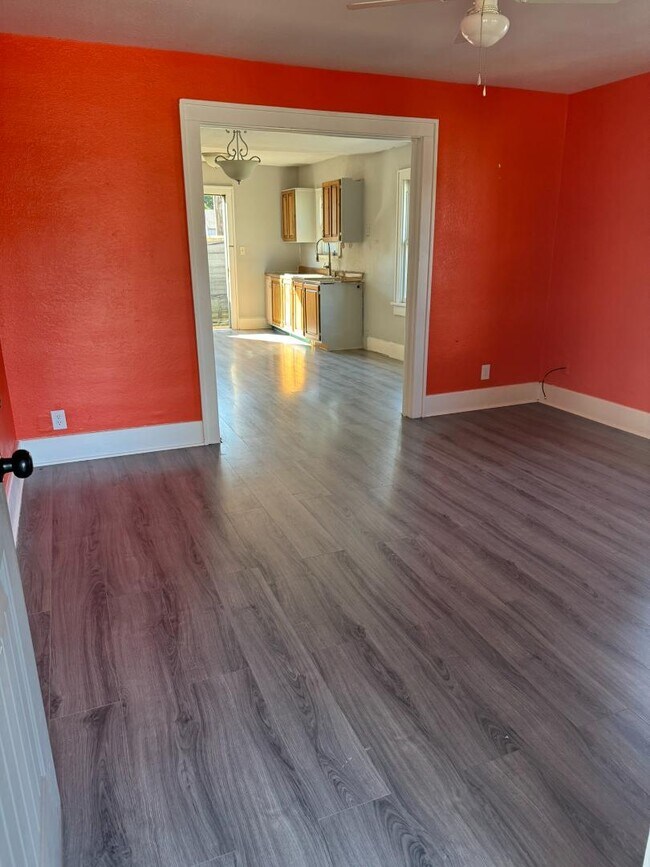 Photo - 416 S Adams St