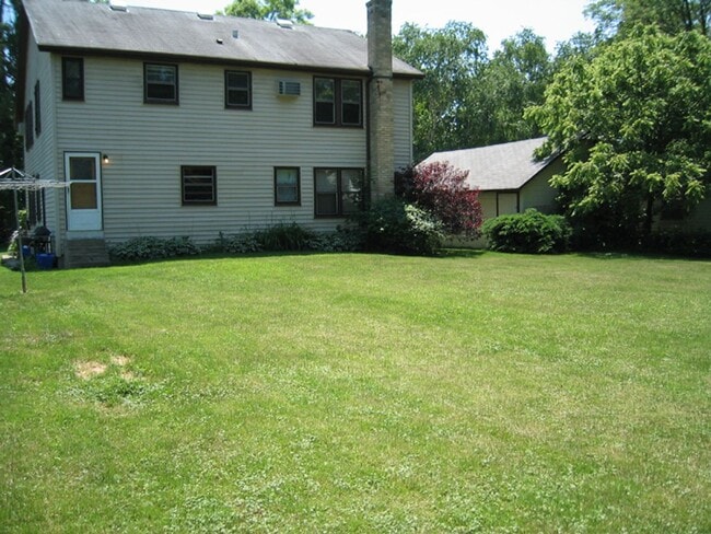 Photo - Cozy, Pet-Friendly 2BR Apartment Near Downtown Middleton Unit 7022-02
