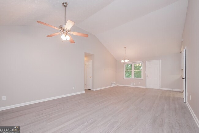 Photo - 1003 Salisbury Trail