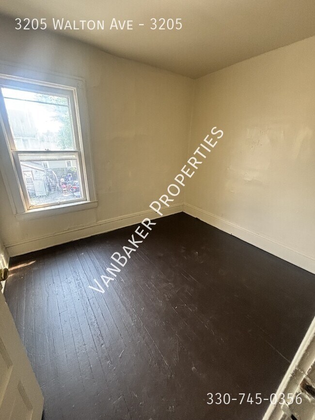 Photo - 3205 Walton Ave Unit 3205