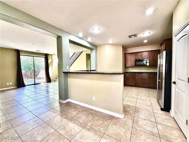 Photo - 5580 Spiceberry Dr