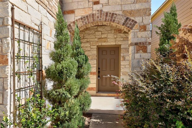 Photo - 16105 Travesia Way