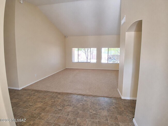 Photo - 995 N Western Sunset Dr