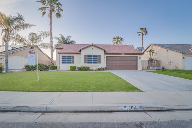 Building Photo - Home in NW Bakersfield!