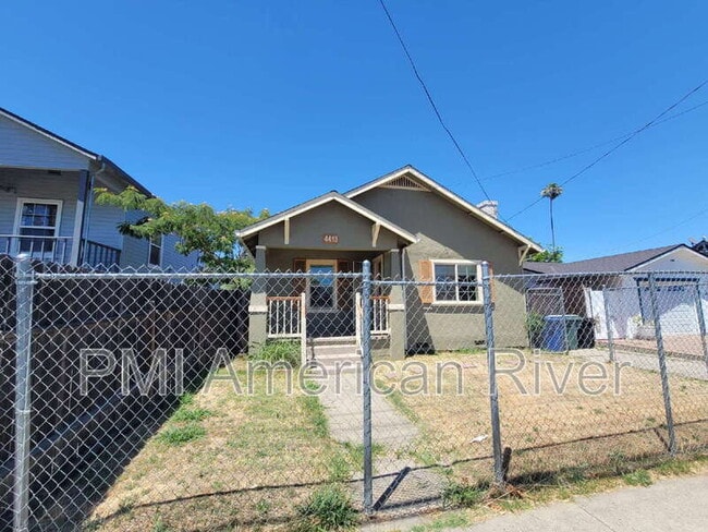 Photo - 4413 Parker Ave