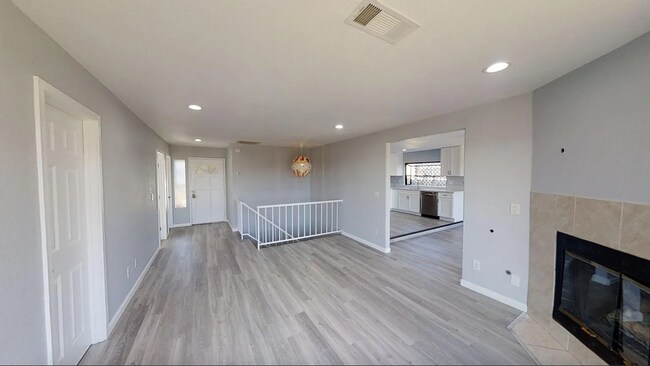 Photo - 5539-5541 Dorothy Dr
