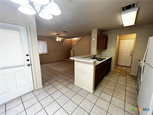 Photo - 849 Sagewood Trail